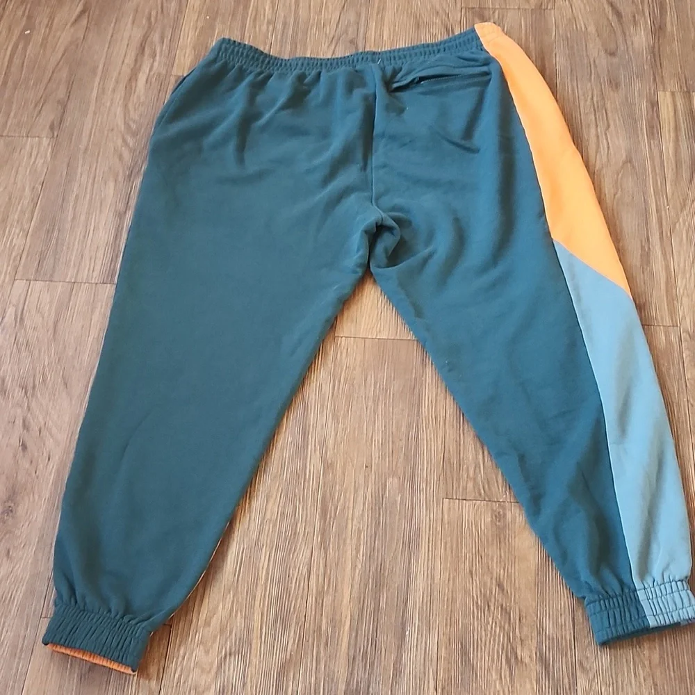 Nwot Puma Sweat Pants size XXL - Picture 6 of 8
